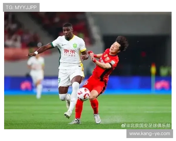 北京国安中场缺少关键连接点，组织推进受阻影响进攻流畅性