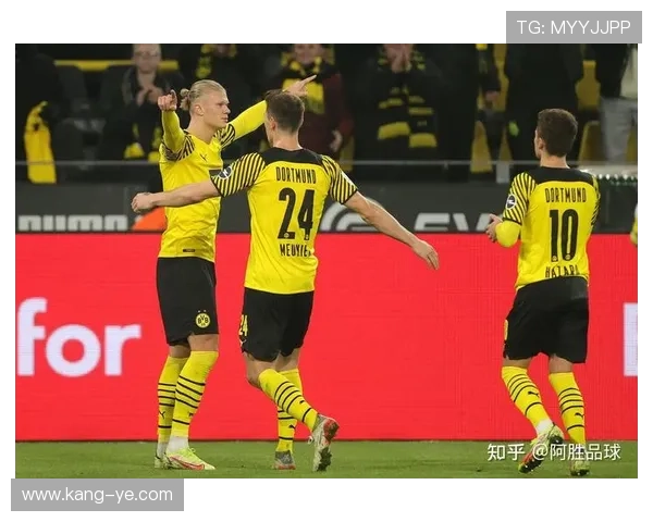 多特蒙德早已沦为豪门陪衬，战术体系崩溃何以自辩？