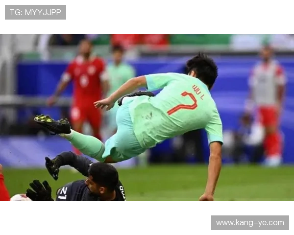 申花边路进攻宽度不足，是战术安排局限还是球员能力难以支撑？